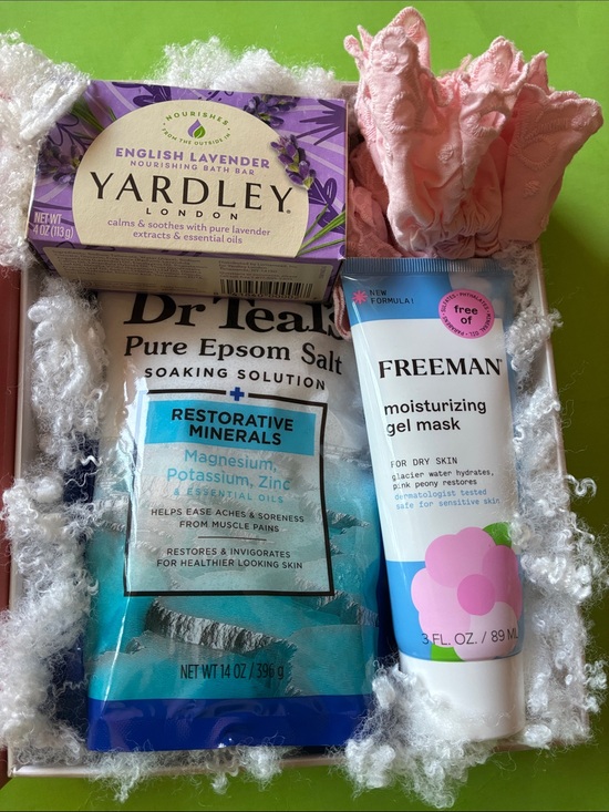Dr. Teals/Yardley & others Other - Simple Pleasures Self-Care Gift Box #2 (4 items)